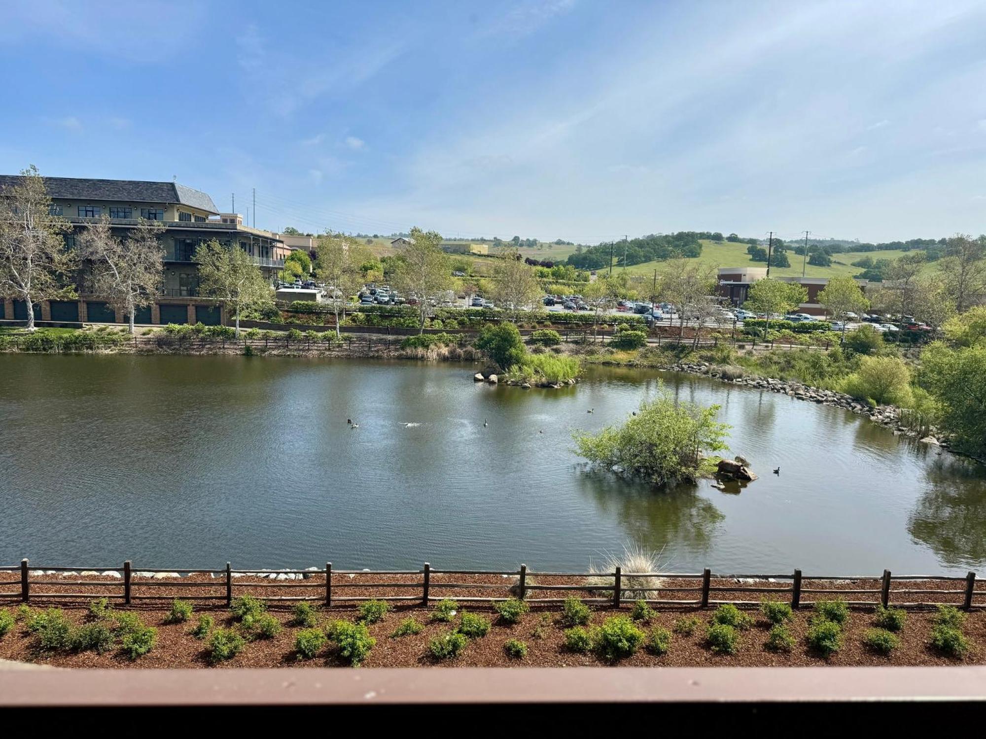 Holiday Inn Express Hotel & Suites El Dorado Hills By Ihg Exterior photo